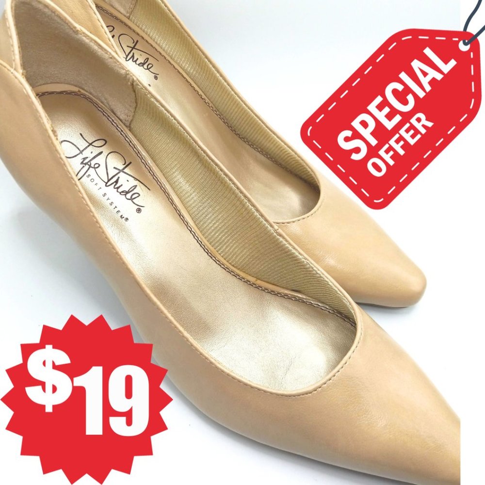 Life Stride Nude Pumps Size 8